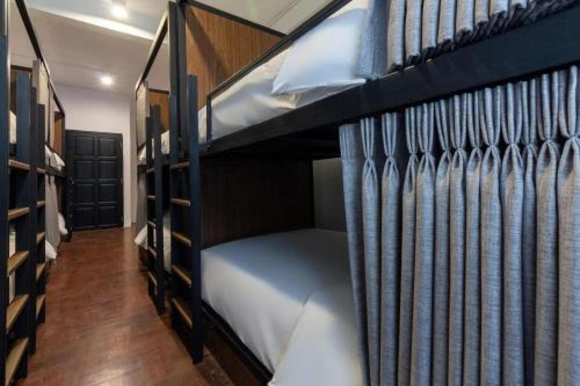 Kudi Hostel Bangkok Exterior photo