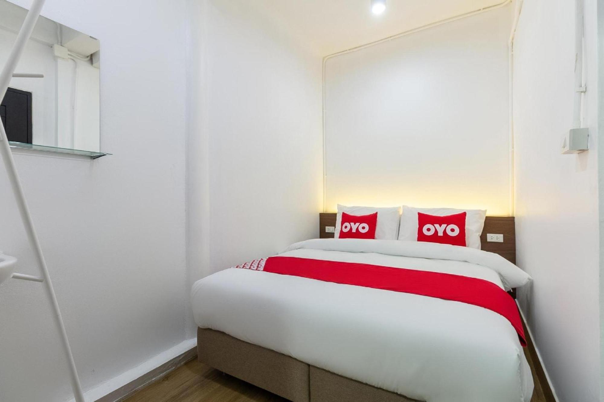 Kudi Hostel Bangkok Exterior photo